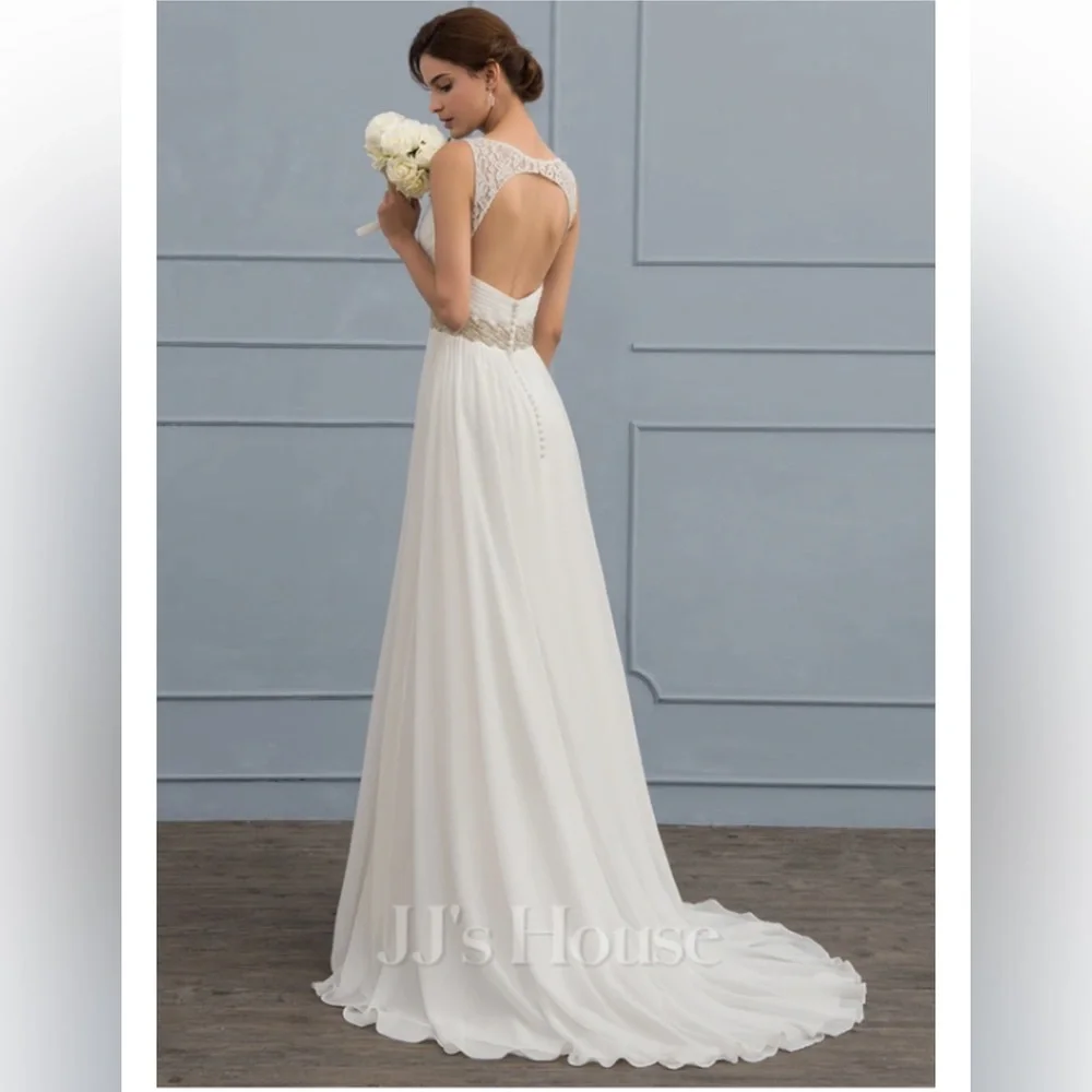JJs House Elegant White Wedding Dress - Picture 4 of 16